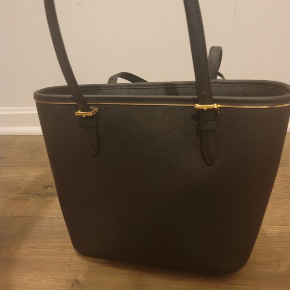 Nearly new Michael Kors Black Bag - Picture 6 of 6